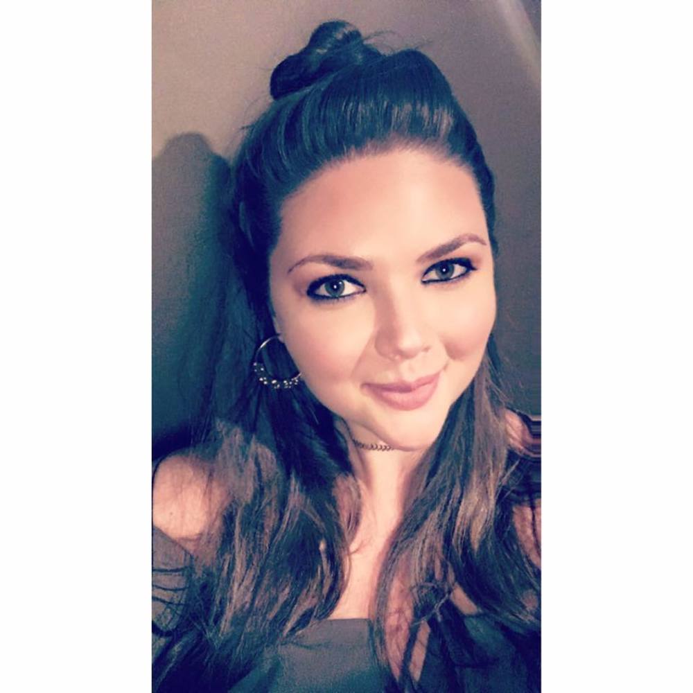 Meet your Posher, Andrea